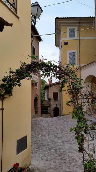 Casa In Antico Borgo Medievale A Tarano Ri, Via Giacomo Leopardi, 15 Villa Exterior foto